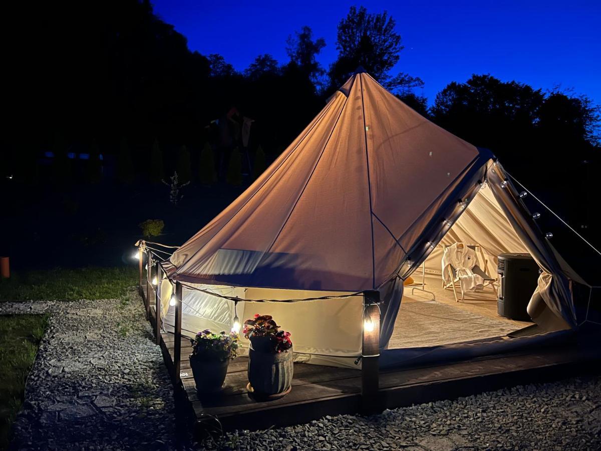Glamping Bieszczady Z Jacuzzi I Basenem Otel Solina  Dış mekan fotoğraf