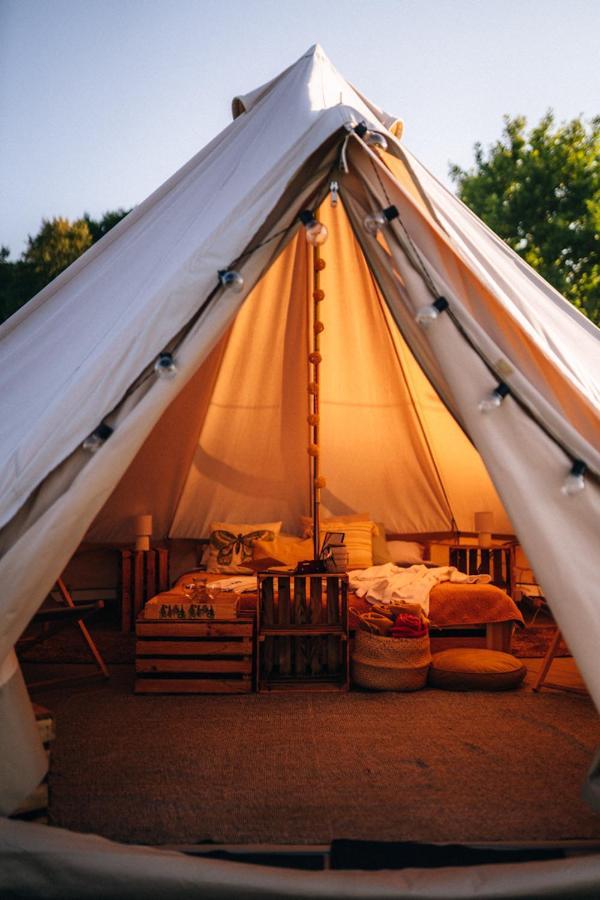 Glamping Bieszczady Z Jacuzzi I Basenem Otel Solina  Dış mekan fotoğraf