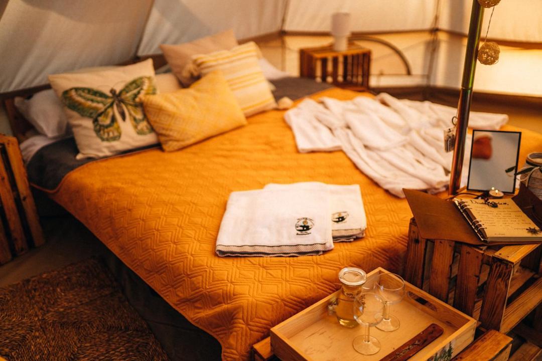 Glamping Bieszczady Z Jacuzzi I Basenem Otel Solina  Dış mekan fotoğraf